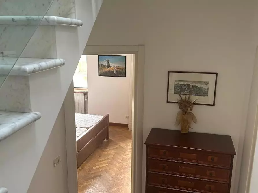 Immagine 21 di Villa in vendita  a Viareggio