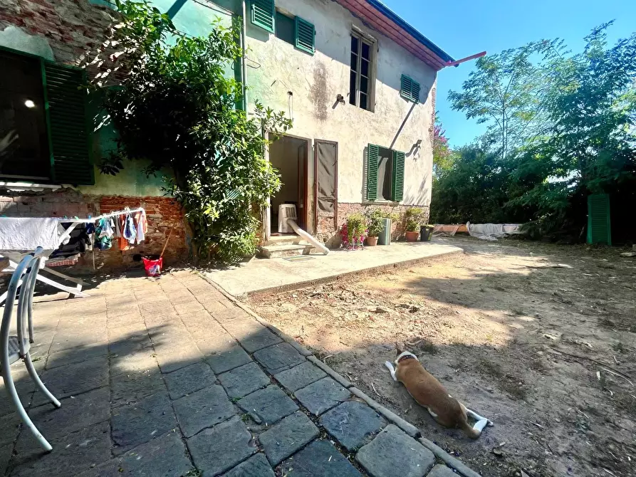 Immagine 15 di Appartamento in vendita  a Chiesina Uzzanese