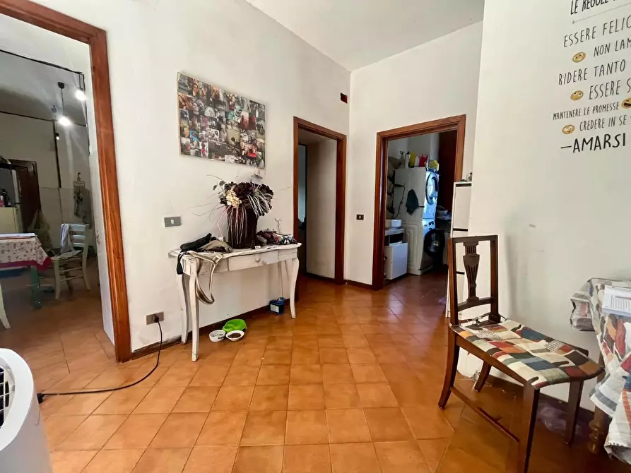 Immagine 2 di Appartamento in vendita  a Chiesina Uzzanese
