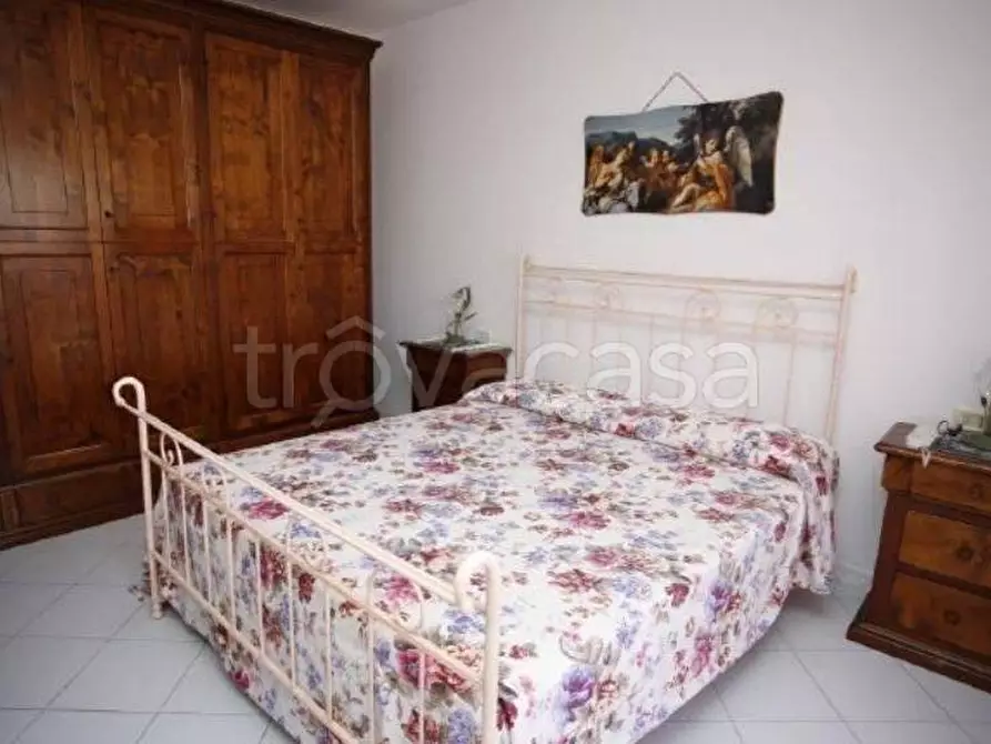 Immagine 3 di Appartamento in affitto  a Carrara