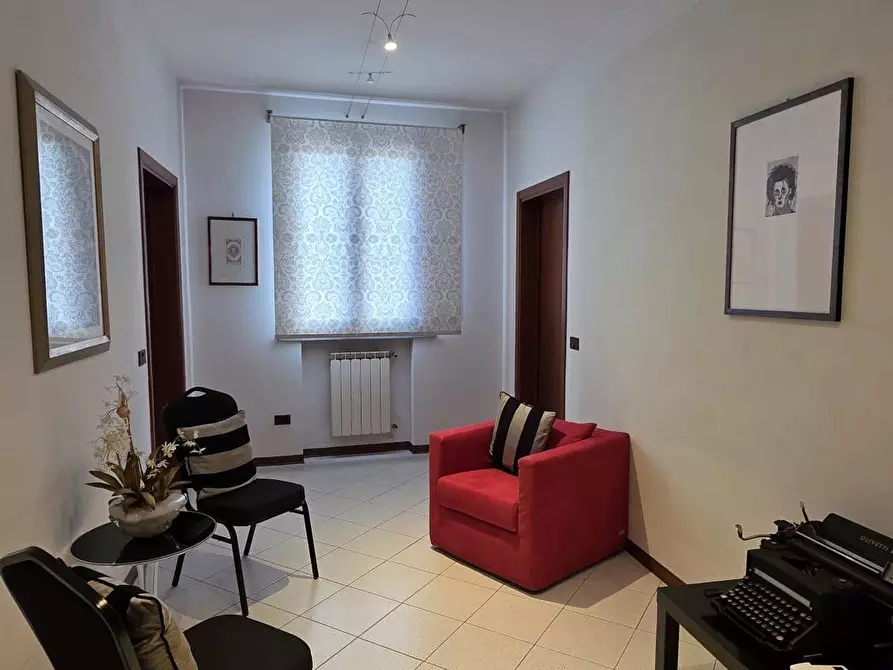 Immagine 7 di Ufficio in affitto  a Fucecchio