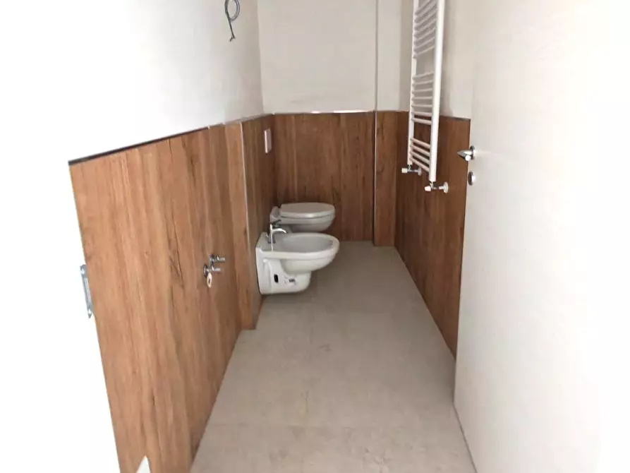 Immagine 6 di Casa trifamiliare in vendita  a Carrara
