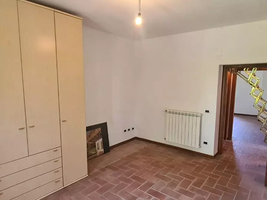 Immagine 19 di Appartamento in vendita  a Cinigiano