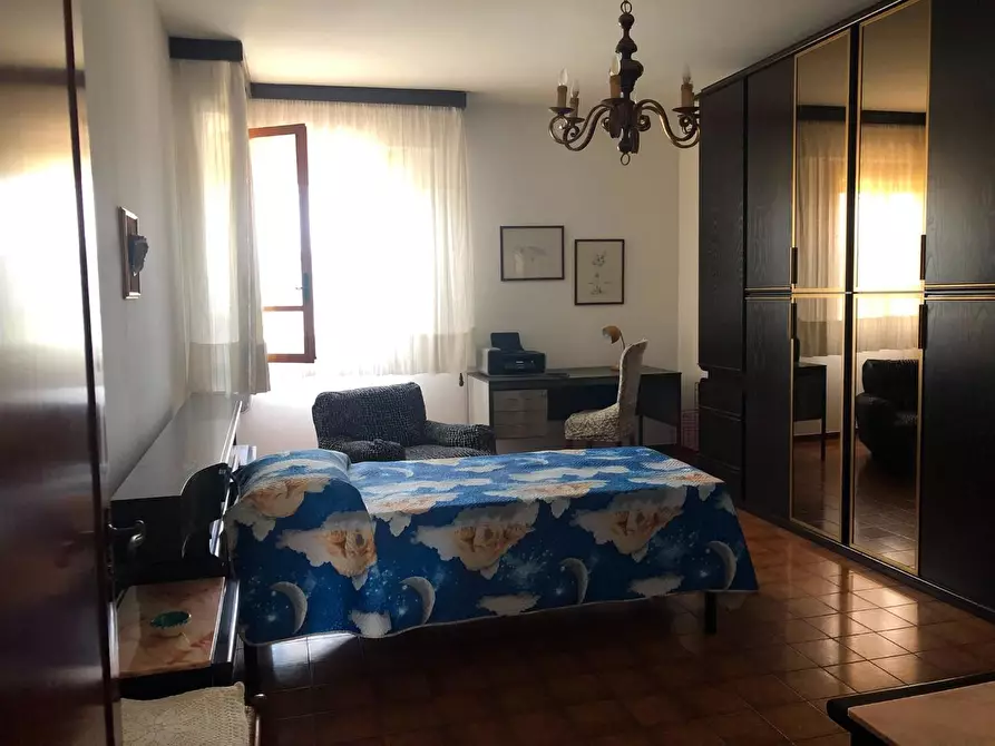 Immagine 5 di Appartamento in affitto  a Pontedera