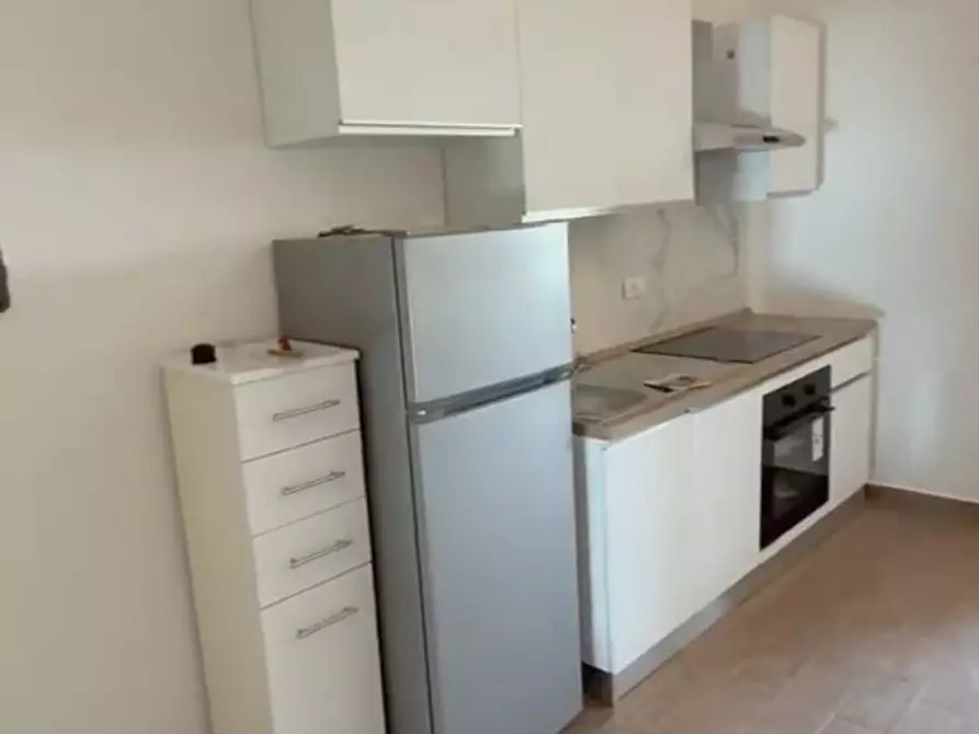 Immagine 5 di Appartamento in affitto  a Livorno