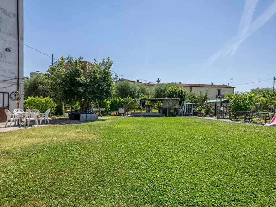 Immagine 6 di Casa indipendente in vendita  a Cascina