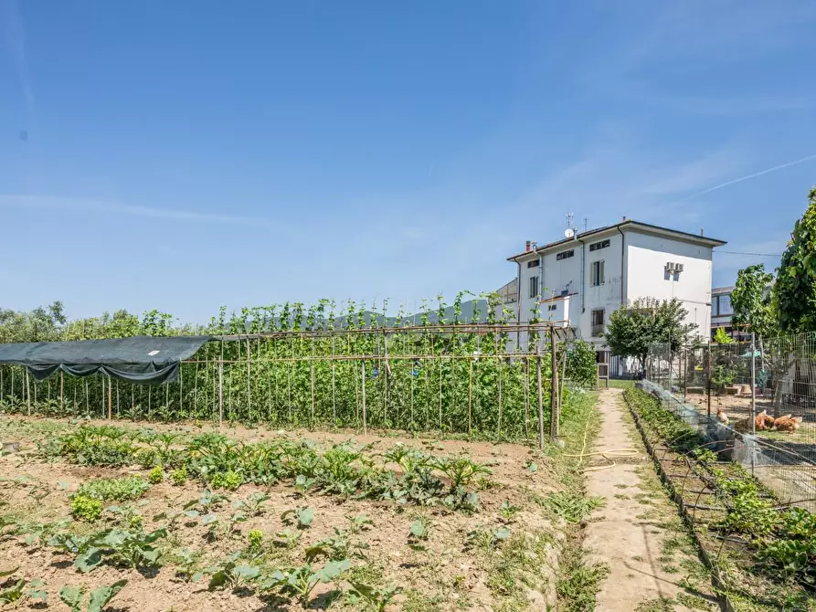 Immagine 2 di Casa indipendente in vendita  a Cascina