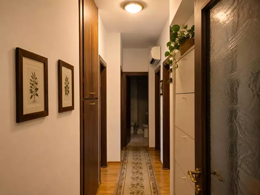 Immagine 8 di Appartamento in vendita  a Sinalunga