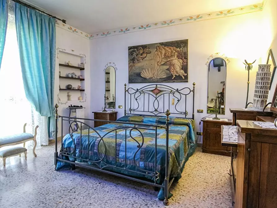 Immagine 22 di Appartamento in vendita  a Pisa