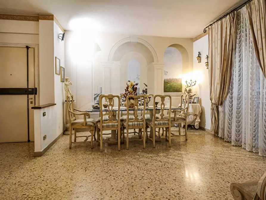 Immagine 5 di Appartamento in vendita  a Pisa