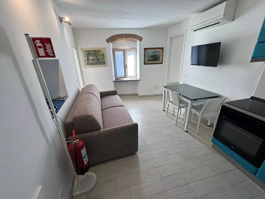 Immagine 2 di Appartamento in vendita  a Porto Azzurro