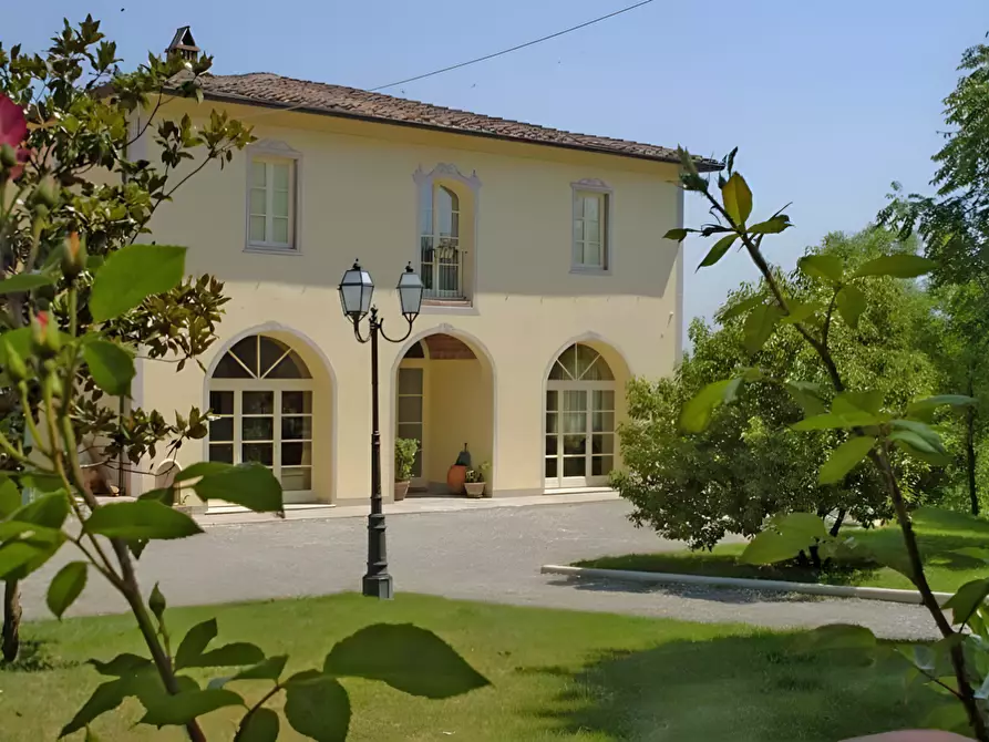 Immagine 3 di Attività commerciale in vendita  a San Miniato