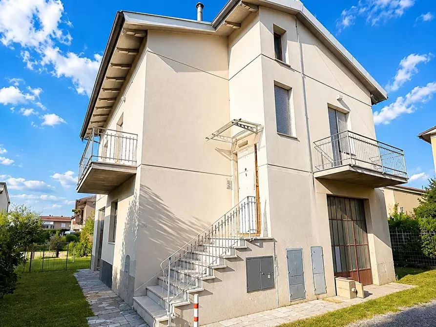 Immagine 2 di Appartamento in vendita  a Colle Di Val D'elsa