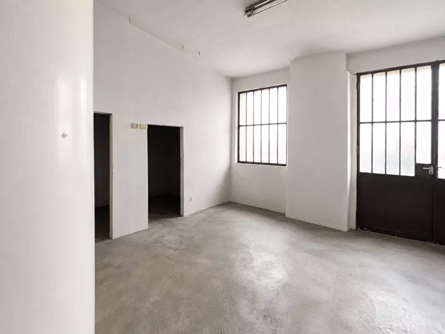 Immagine 26 di Appartamento in vendita  a Colle Di Val D'elsa
