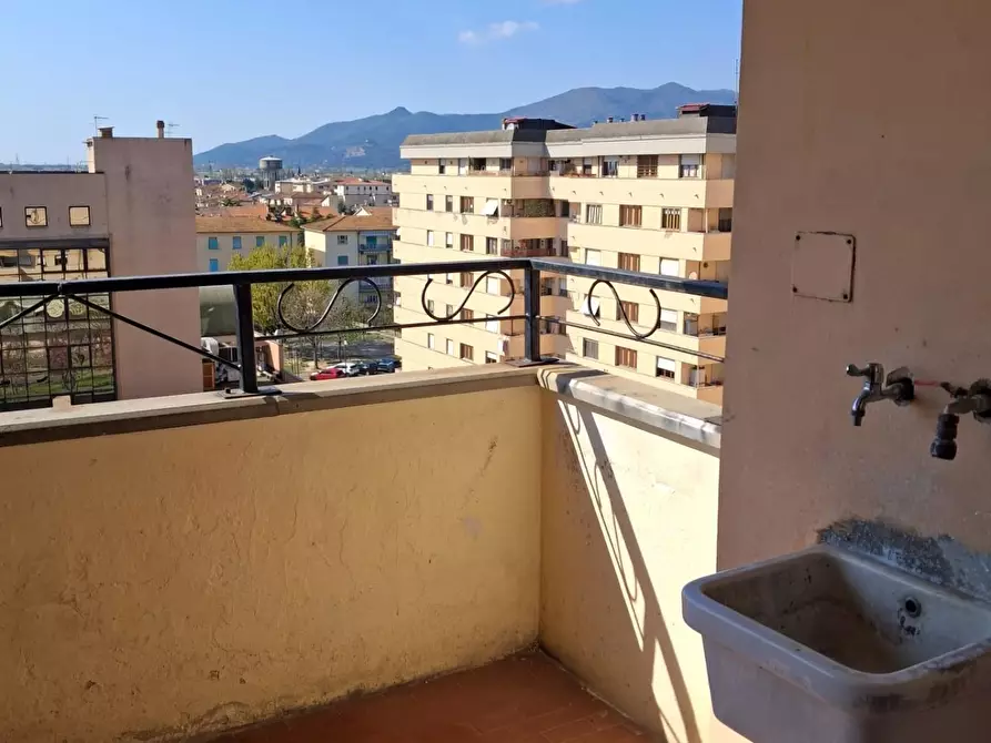 Immagine 7 di Appartamento in vendita  a Pontedera