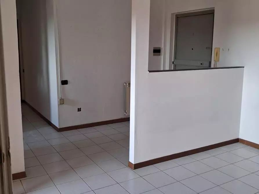 Immagine 10 di Appartamento in vendita  a Pontedera