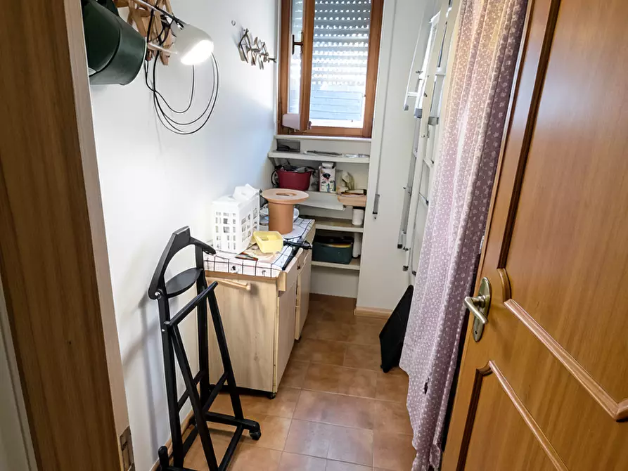 Immagine 6 di Porzione di casa in vendita  a Carrara