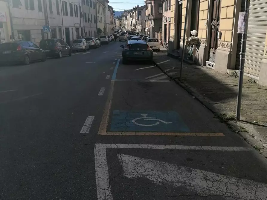 Immagine 12 di Villetta a schiera in affitto  a Lucca