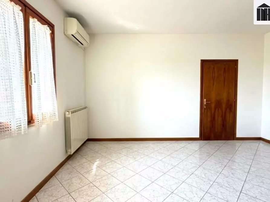 Immagine 9 di Appartamento in vendita  a Santa Croce Sull'arno
