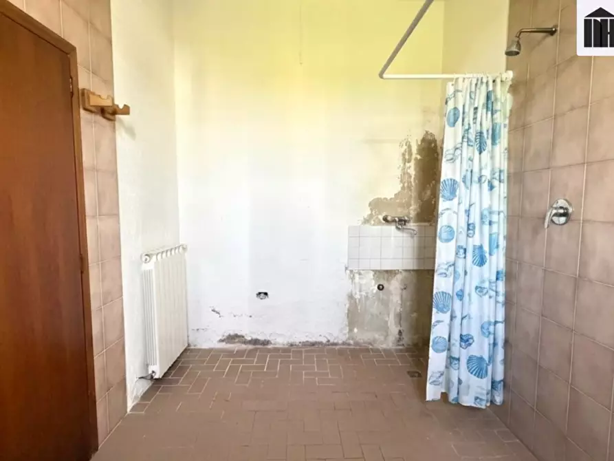 Immagine 24 di Appartamento in vendita  a Santa Croce Sull'arno