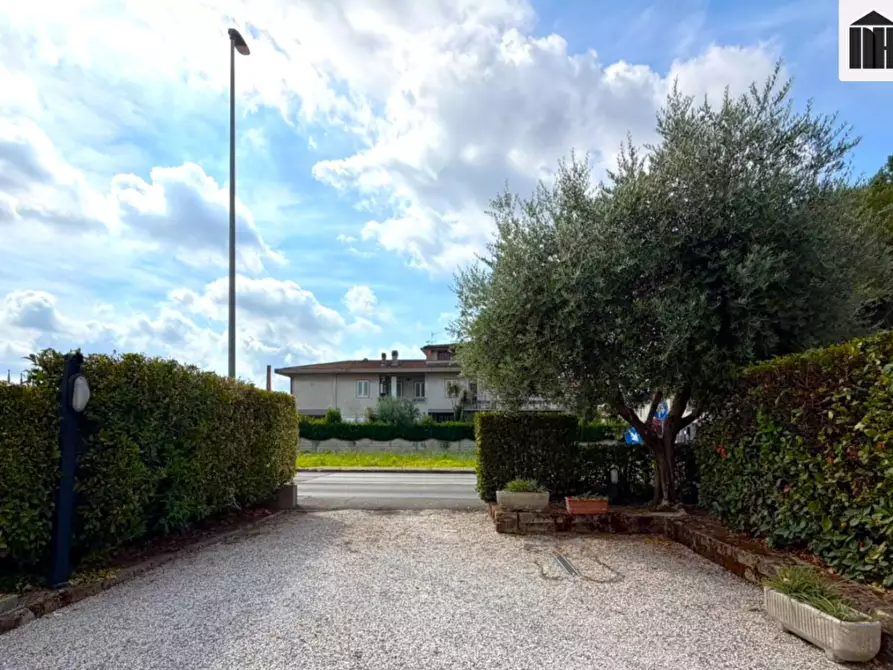 Immagine 4 di Appartamento in vendita  a Santa Croce Sull'arno