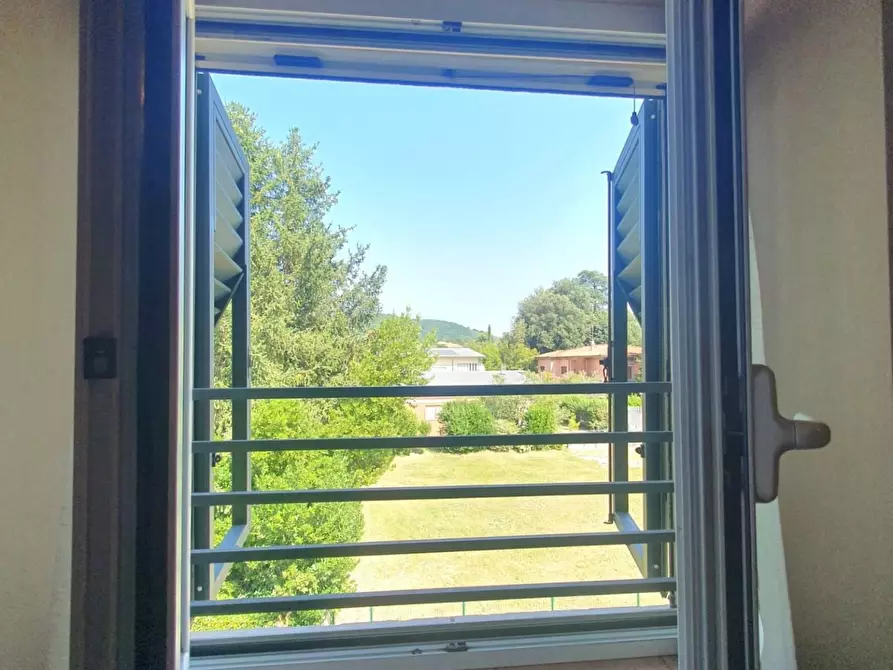 Immagine 24 di Appartamento in vendita  a Lucca