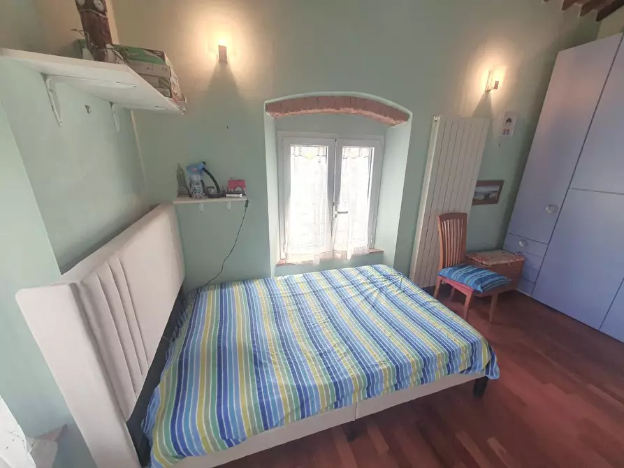 Immagine 49 di Appartamento in vendita  a Lucca