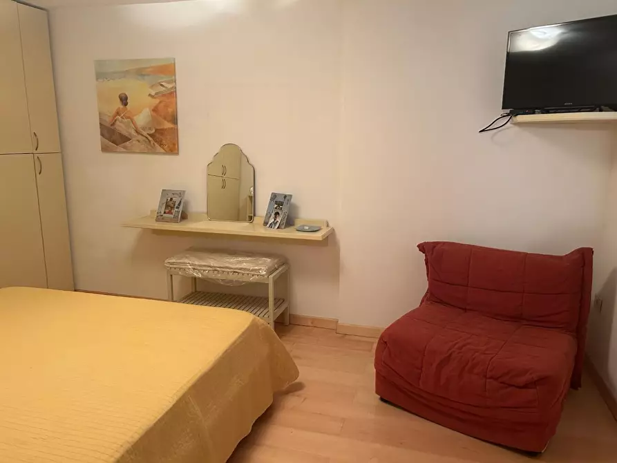 Immagine 23 di Appartamento in vendita  a Viareggio