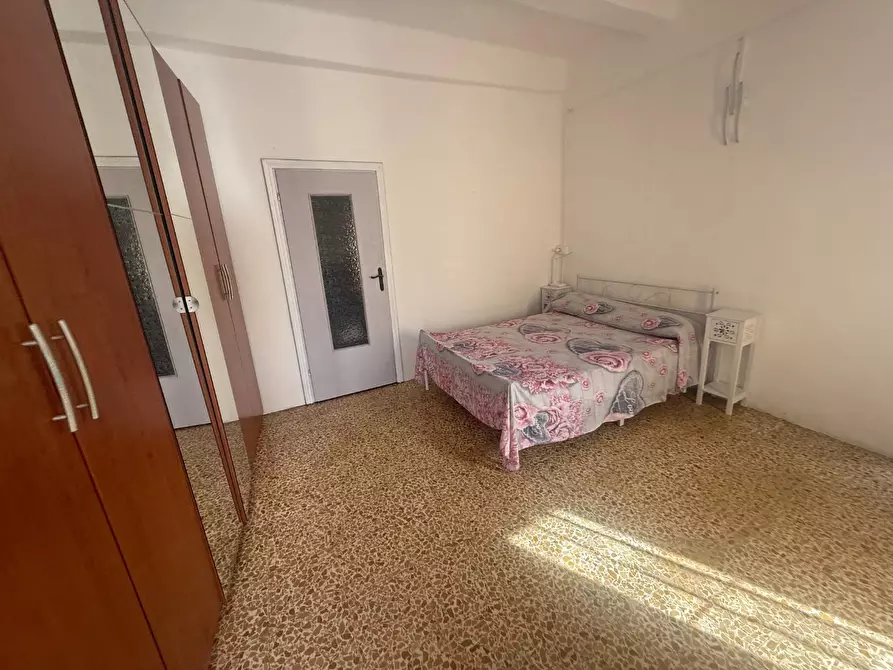 Immagine 13 di Terratetto in vendita  a Massa