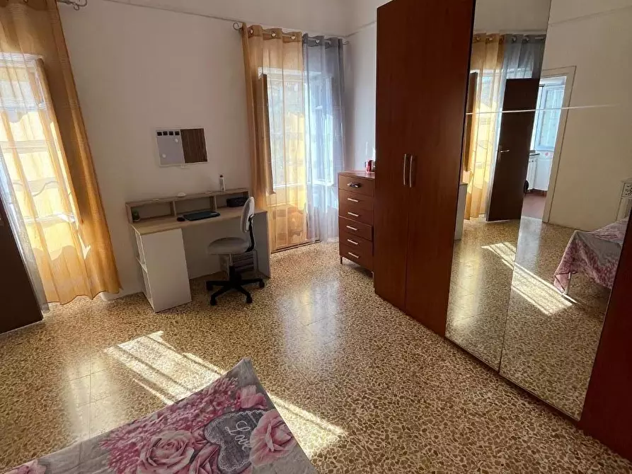 Immagine 11 di Casa semindipendente in vendita  a Massa