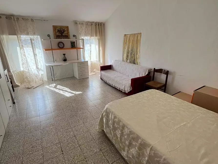 Immagine 20 di Casa semindipendente in vendita  a Massa