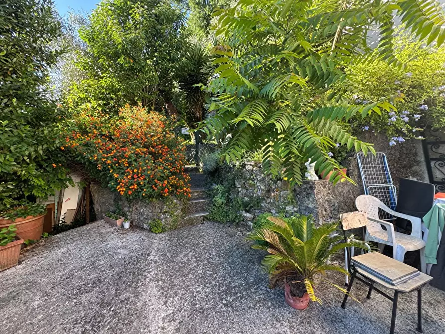 Immagine 36 di Casa indipendente in vendita  a Carrara