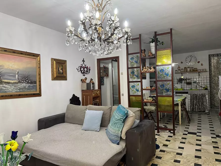 Immagine 33 di Casa indipendente in vendita  a Carrara