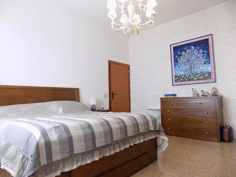 Immagine 14 di Casa indipendente in vendita  a Fucecchio