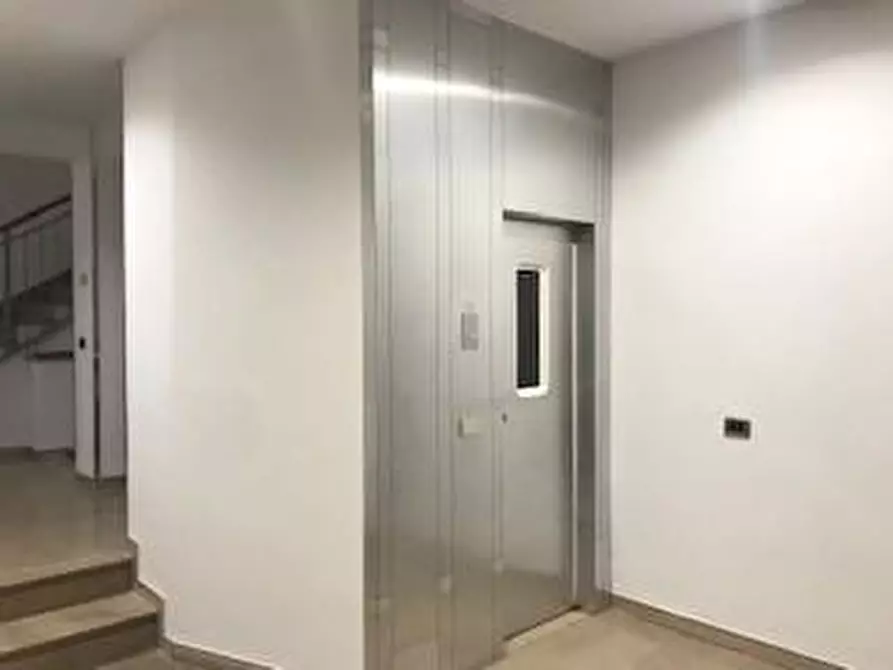 Immagine 31 di Appartamento in vendita  a Empoli