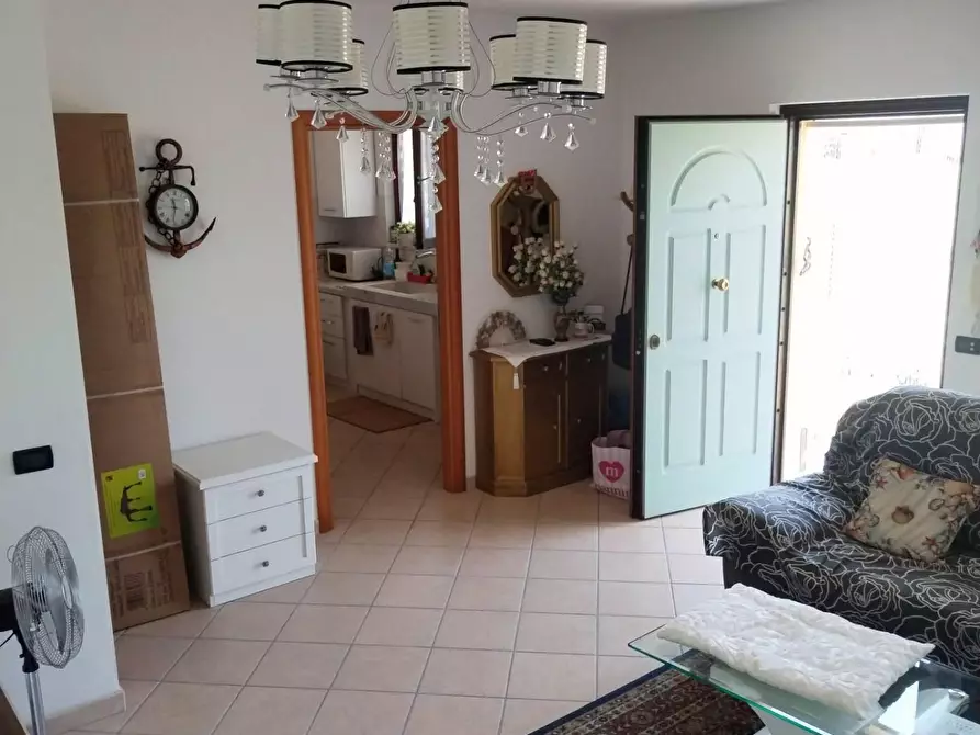 Immagine 9 di Villetta a schiera in vendita  a Massa