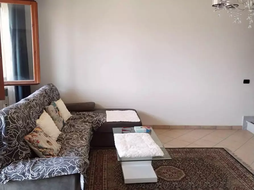 Immagine 7 di Villetta a schiera in vendita  a Massa