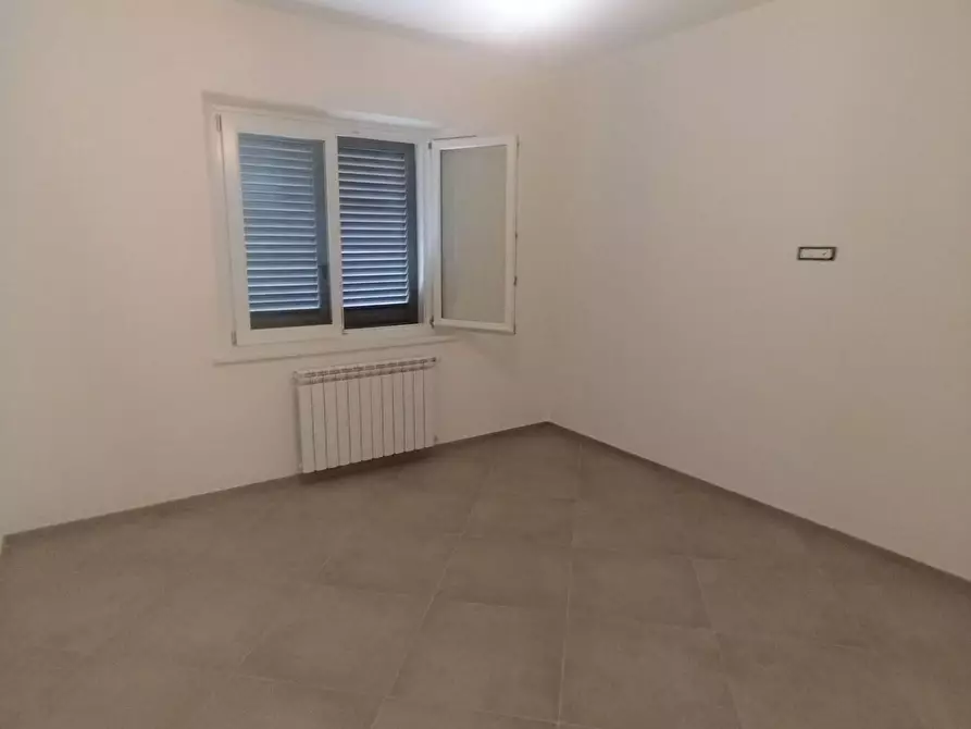 Immagine 6 di Casa indipendente in vendita  a Massa
