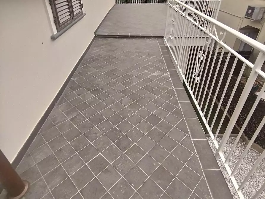 Immagine 3 di Casa indipendente in vendita  a Massa