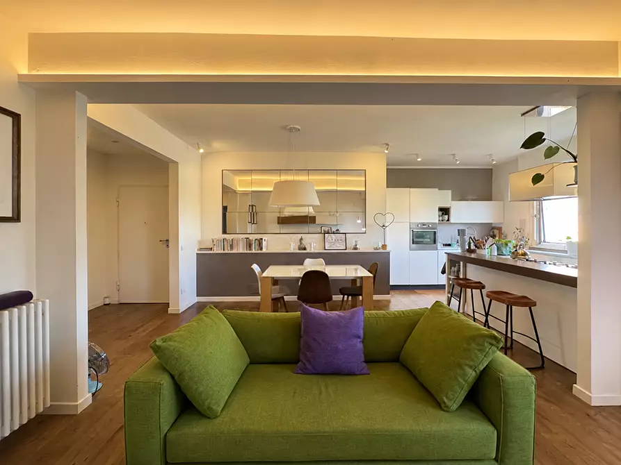Immagine 2 di Appartamento in vendita  a Firenze