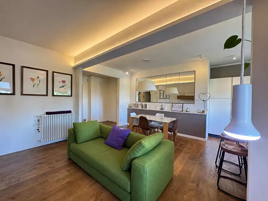 Immagine 1 di Appartamento in vendita  a Firenze