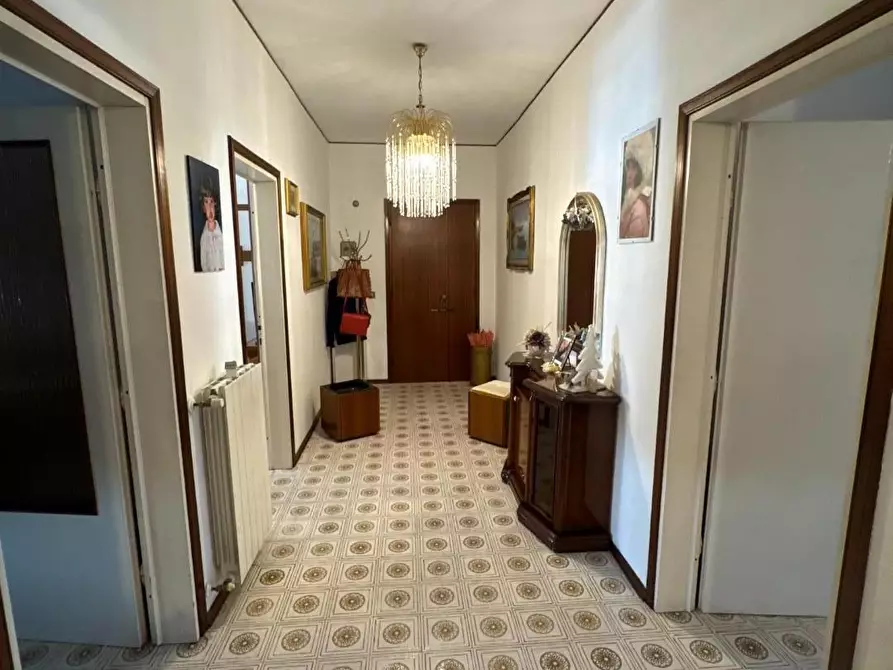 Immagine 13 di Appartamento in vendita  a Collesalvetti
