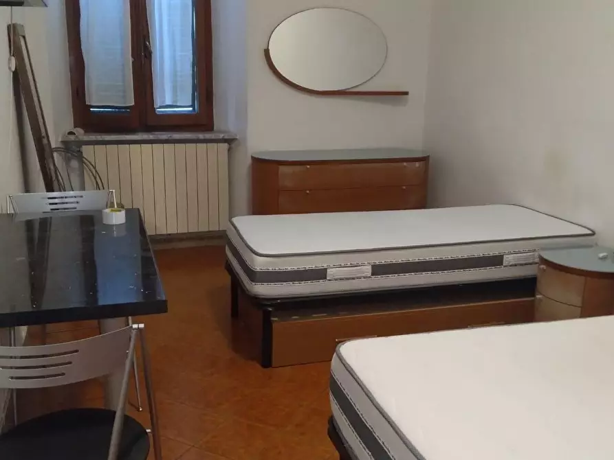 Immagine 11 di Appartamento in affitto  a Carrara