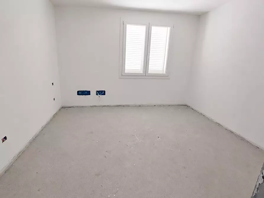 Immagine 11 di Villetta a schiera in vendita  a Buti