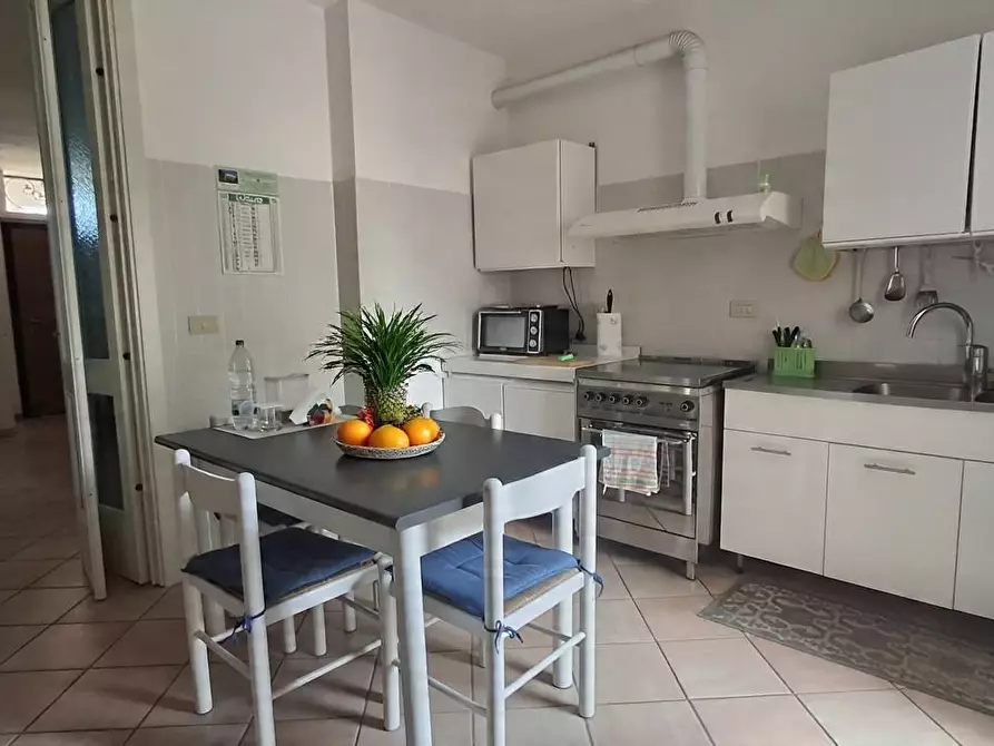 Immagine 2 di Villetta a schiera in vendita  a San Giuliano Terme