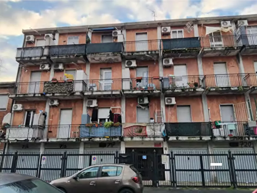 Immagine 1 di Appartamento in vendita  a Milano