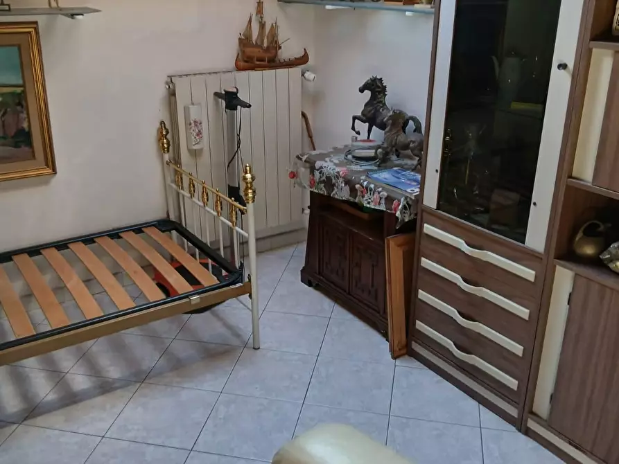 Immagine 10 di Appartamento in vendita  a Cecina