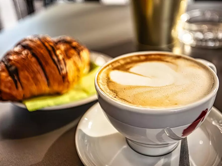 Immagine 10 di Bar / Ristorante in vendita  a Moncalieri