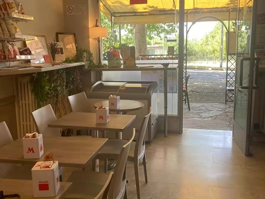Immagine 13 di Bar / Ristorante in vendita  a Moncalieri