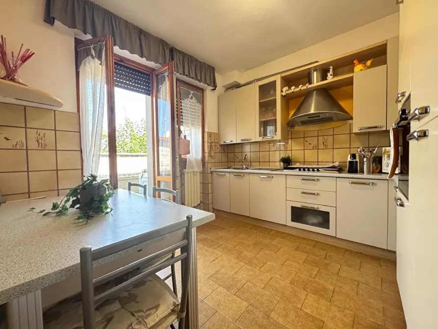 Immagine 7 di Villetta a schiera in vendita  a Viareggio